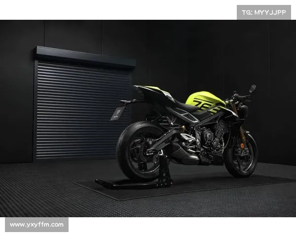Öhlins+六轴IMU,2026款凯旋Street Triple 765三缸街车,97895元起 Öhlins+六轴IMU,2026款凯旋Street Triple 765三缸街车,97895元起